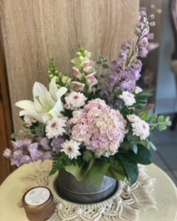 Hatbox Style Arrangement